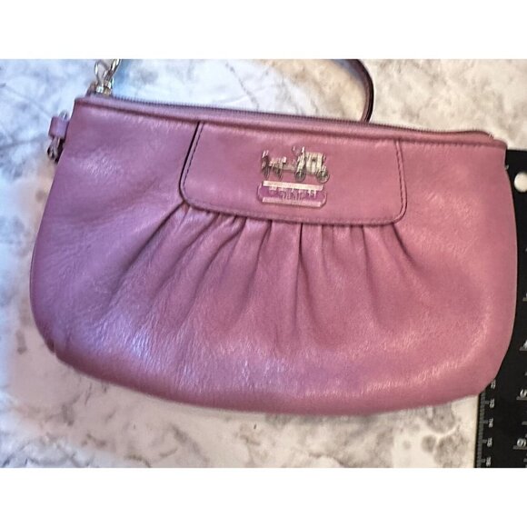 COACH MADISON GLAZED LEATHER WRISTLET LAVENDER‎ D0973-41978 - Picture 5 of 9